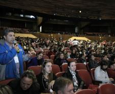 O Governo do Estado está promovendo nesta terça e quarta-feira (3 e 4), em Curitiba, o seminário ?Plano Decenal dos Direitos da Criança e do Adolescente do Estado do Paraná?.Foto: Gogo/AENPr