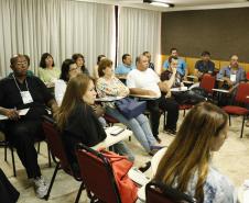 ?O que leva o adolescente a se envolver com a criminalidade??. Com esta frase a doutora em psicologia e estudos psicanalísticos, Ludmilla Feres Faria, iniciou a apresentação com o tema ?Adolescências?, realizada durante o quarto encontro do Circuito de Capacitação da Socioeducação, Foto: Ricardo Marajó/SEDS
