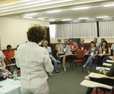 ?O que leva o adolescente a se envolver com a criminalidade??. Com esta frase a doutora em psicologia e estudos psicanalísticos, Ludmilla Feres Faria, iniciou a apresentação com o tema ?Adolescências?, realizada durante o quarto encontro do Circuito de Capacitação da Socioeducação, Foto: Ricardo Marajó/SEDS