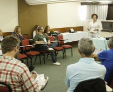 ?O que leva o adolescente a se envolver com a criminalidade??. Com esta frase a doutora em psicologia e estudos psicanalísticos, Ludmilla Feres Faria, iniciou a apresentação com o tema ?Adolescências?, realizada durante o quarto encontro do Circuito de Capacitação da Socioeducação, Foto: Ricardo Marajó/SEDS