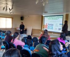 O Programa Núcleo de Estudos de Direitos e Defesa da Criança e do Adolescente (NEDDIJ) realizou, em 2015, mais de 46 mil atendimentos nos 10 núcleos localizados nas universidades estaduais. Foto: Divulgação