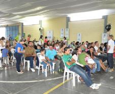 Projeto Criança e Adolescente Protegidos faz 160 carteiras de identidade no primeiro dia de Paraná Cidadão em Irati.Foto: SEJU