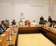 Secretária da Família e Desenvolvimento Social, Fernanda Richa, participa da reunião com Luciana Temer sobre Exploração e Abuso Sexual Infantil - Foto: Rogério Machado/SECS