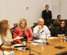 Secretária da Família e Desenvolvimento Social, Fernanda Richa, participa da reunião com Luciana Temer sobre Exploração e Abuso Sexual Infantil - Foto: Rogério Machado/SECS