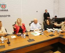 Secretária da Família e Desenvolvimento Social, Fernanda Richa, participa da reunião com Luciana Temer sobre Exploração e Abuso Sexual Infantil - Foto: Rogério Machado/SECS