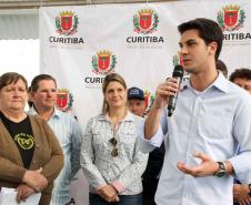 A secretária da Família e Desenvolvimento Social, Fernanda Richa, junto com o secretário municipal do Esporte, Lazer e Juventude, Marcello Richa.participou na manhã desta sexta-feira (06) da inauguração do Centro da Juventude Eucaliptos no bairro Alto Boqueirão, em Curitiba.Foto: Rogério Machado/SEDS