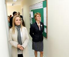 A secretária da Família e Desenvolvimento Social, Fernanda Richa, o secretário de Segurança Pública, Cid Vasques, a presidente do Conselho Estadual dos Direitos da Criança e do Adolescente (Cedca), Marcia Tavares, e o delegado-geral da Polícia Civil, Marcus Vinicius Michelotto, participam em Curitiba, da inauguração do Núcleo de Proteção à Criança e ao Adolescente (Nucria) e do Serviço de Investigação de Crianças Desaparecidas (Sicride).Foto:Rogério Machado/SEDS