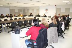 Na foto: Representantes do Cedca participam da reunião plenária na sala de Situação no 4 andar no Palácio das Araucárias - Reunião Plenária do Conselho Estadual dos Direitos da Criança e do Adolescente - CEDCA-PR - Foto: Aliocha Maurício/SEDS