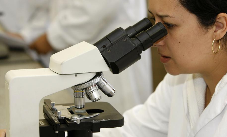 Paraná amplia número de exames de paternidade gratuitos para crianças e adolecentes. Foto: Hedson Alves