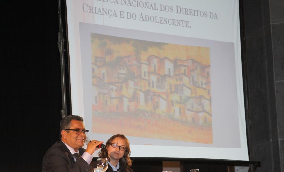 O Governo do Estado está promovendo nesta terça e quarta-feira (3 e 4), em Curitiba, o seminário ?Plano Decenal dos Direitos da Criança e do Adolescente do Estado do Paraná?.Foto: Gogo/AENPr