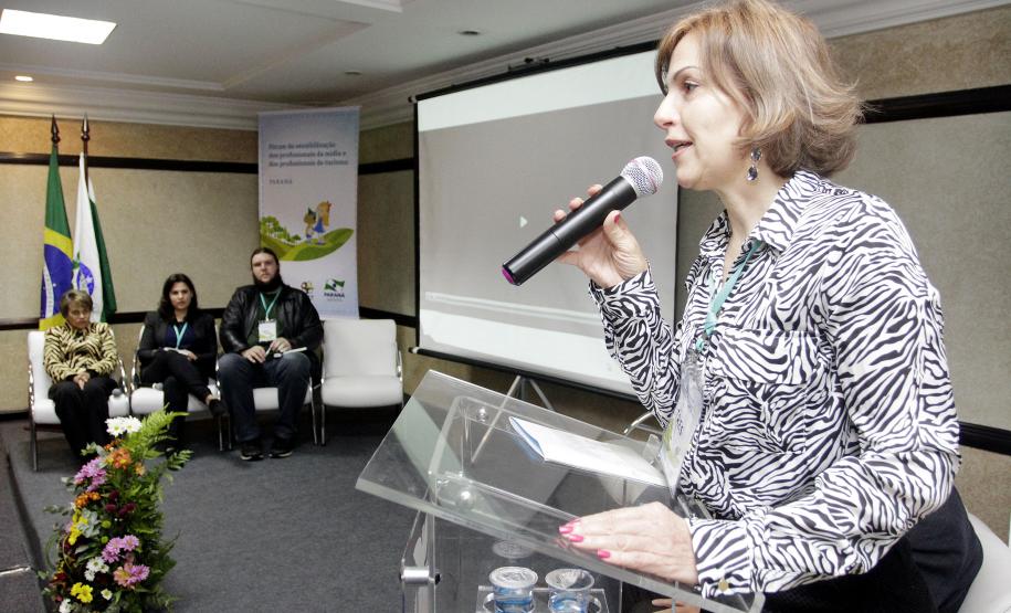 Governo capacita profissionais da mídia e do turismo para proteger crianças e adolescentes durante a Copa