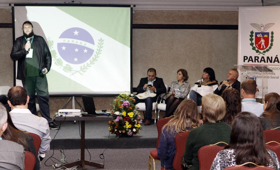 Governo capacita profissionais da mídia e do turismo para proteger crianças e adolescentes durante a Copa