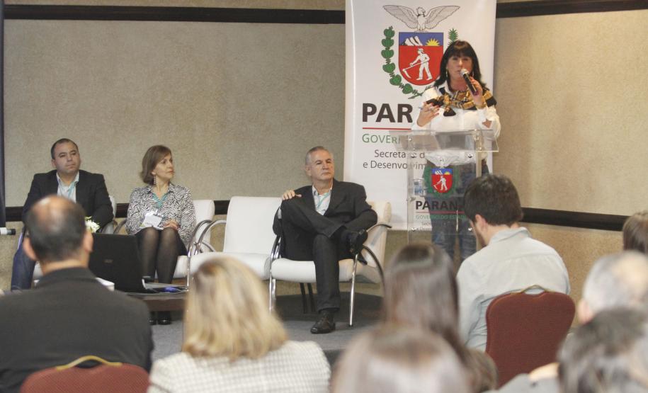 Governo capacita profissionais da mídia e do turismo para proteger crianças e adolescentes durante a Copa