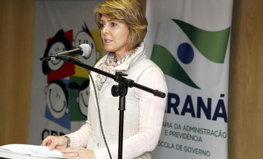 Secretária da Família e Desenvolvimento Social, Fernanda Richa, participa da aula inaugural do curso de capacitação nível intermediário do SIPIA CT Web.Foto - Rogério Machado/SEDS