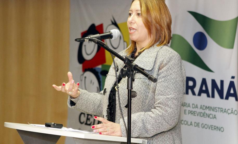 Secretária da Família e Desenvolvimento Social, Fernanda Richa, participa da aula inaugural do curso de capacitação nível intermediário do SIPIA CT Web.Foto - Rogério Machado/SEDS