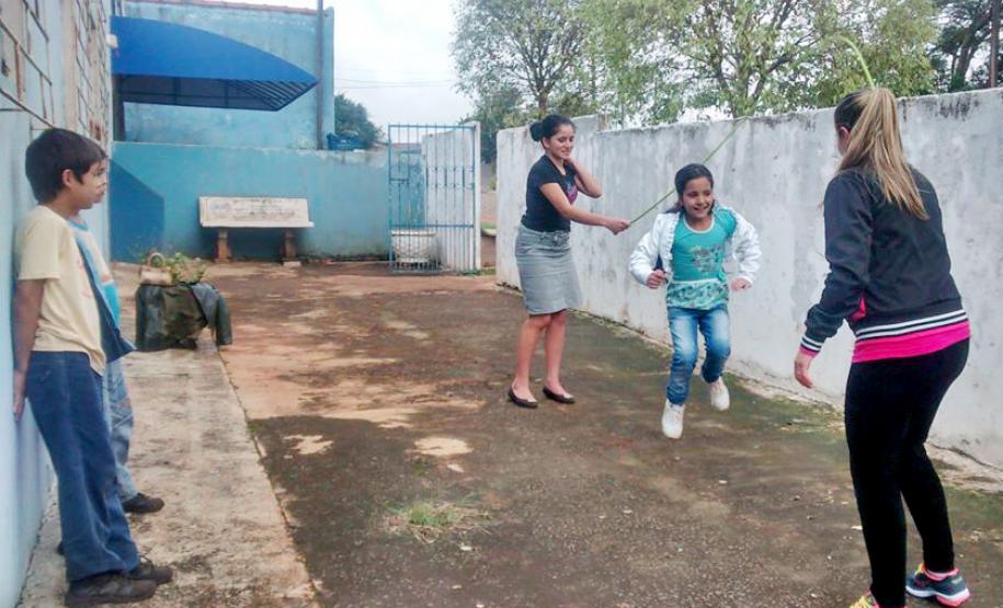Mobilizações nos municípios marca o Dia Mundial de Combate ao Trabalho Infantil. Maua da Serra - Mobilizações nos municípios marca o Dia Mundial de Combate ao Trabalho Infantil. Foto: ER Apucarana/SEDS