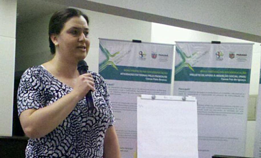 SEDS promove, em Cascavel, capacitação no atendimento a adolecentes Teve início nesta terça-feira (14), em Cascavel, o segundo encontro do Circuito de Capacitação da Socioeducação, programa lançado pelo Governo do Estado para capacitar os servidores que trabalham no atendimento a adolescentes em restrição ou privação de liberdade em Centros de Socioeducação e Casas de Semiliberdade.Foto: Divulgação