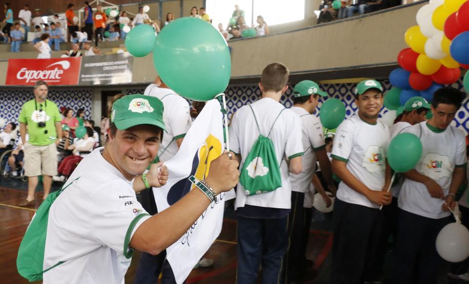 Jogos da Integração e Inclusão reúne atletas em Curitiba A secretária estadual da Família e Desenvolvimento Social, Letícia Raimundo, participou nesta segunda-feira (10), em Curitiba, da abertura dos Jogos da Integração e Inclusão (Join) Foto ? Ricardo Marajó/SEDS
