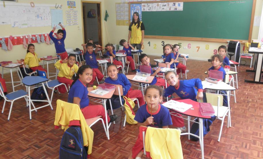 No Instituto Andres Kasper crianças e adolescentes participam de atividades em situação de vulnerabilidade social