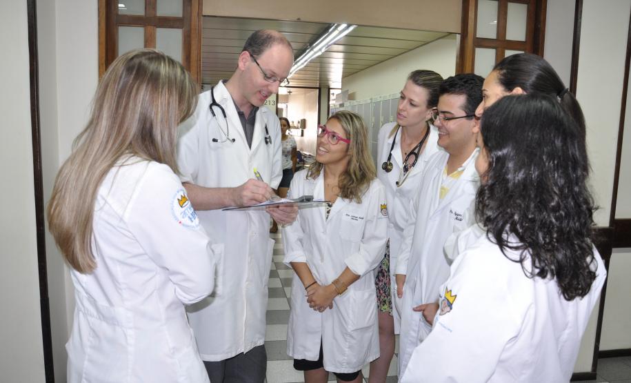 Hospital Pequeno Príncipe usa os recursos captados pelo Banco de Projetos em ações de apoio à assistência e pesquisa, formação de pesquisadores, aquisição de insumos e equipamentos. Fotos: Pequeno Príncipe