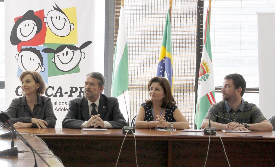 Conselho Estadual dos Direitos da Criança e do Adolescente do Parana CEDCA/PR. Posse dos novos Conselheiros representantes da Sociedade Civil Organizada - Gestao 2015-2017.Foto: Jefferson Oliveira / Seds