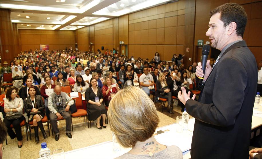 Cedca elege novo presidente para o biênio 2015-2017 17/11/15.