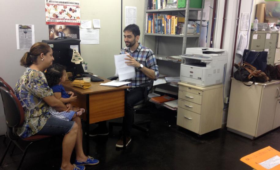 O Programa Núcleo de Estudos de Direitos e Defesa da Criança e do Adolescente (NEDDIJ) realizou, em 2015, mais de 46 mil atendimentos nos 10 núcleos localizados nas universidades estaduais. Foto: Divulgação