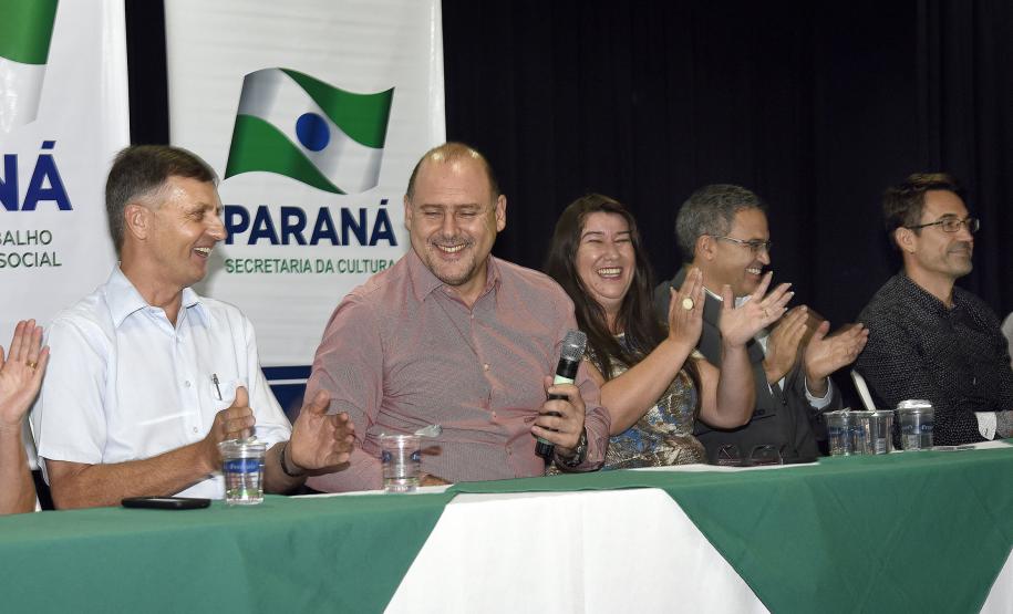 Lançamento do projeto Agentes de Leitura do Paraná.Pinhais, 19 de fevereiro de 2016.Foto: Kraw Penas/SEEC