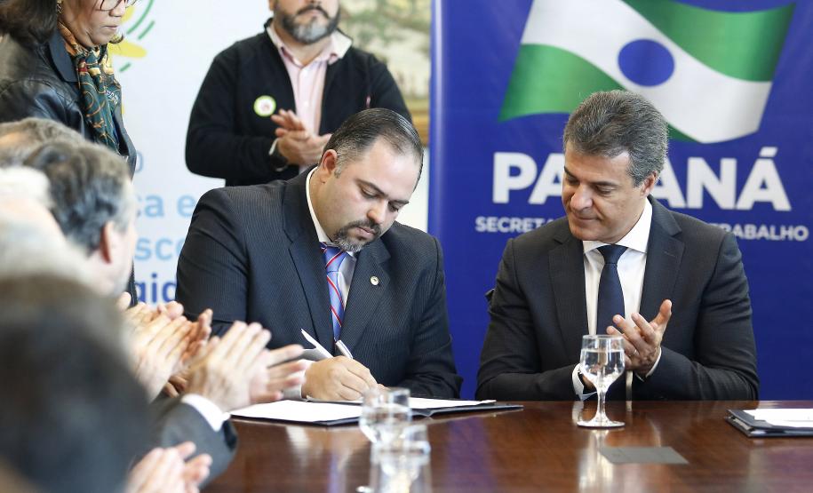 Secretária da Familía e Desenvolvimento Social, Fernanda Richa, participa do Projeto Criança Protegida. Foto:Rogério Machado/SECS