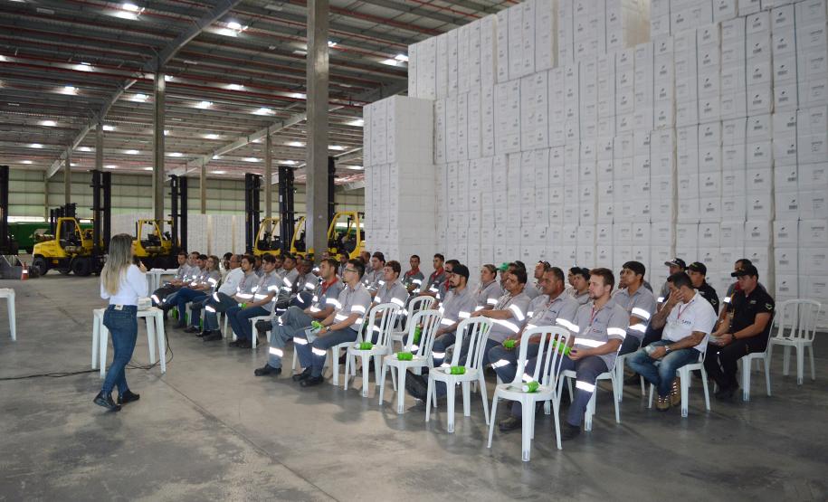 Klabin apoia campanha contra exploração sexual de crianças e adolescentes nas estradas - Foto: Aliocha Mauricio/SEDS