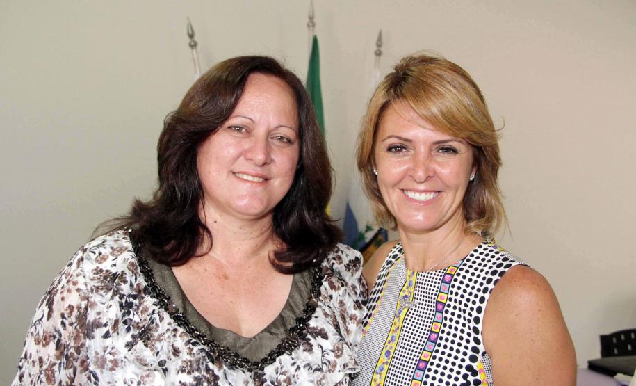 Secretária da Família entrega carro para conselho tutelar de São Pedro do Paraná Foto: Rogério Machado/SEDS