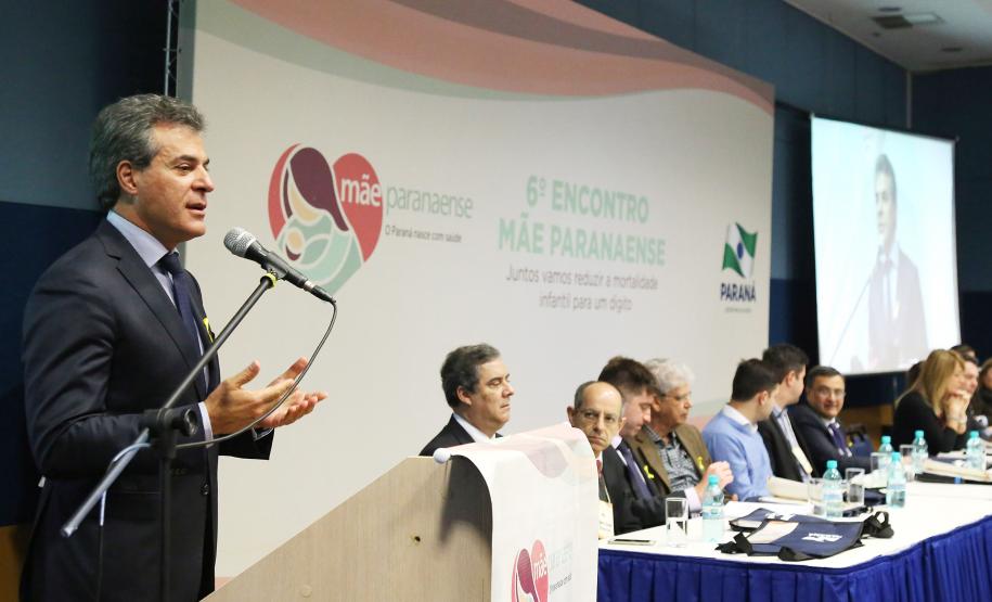 Secretária da Família e Desenvolvimento Social, Fernanda Richa, e o Governador Beto Richa, participam do 6º Encontro Estadual do programa Mãe Paranaense no Expo Unimed - Foto: Rogério Machado/SECS