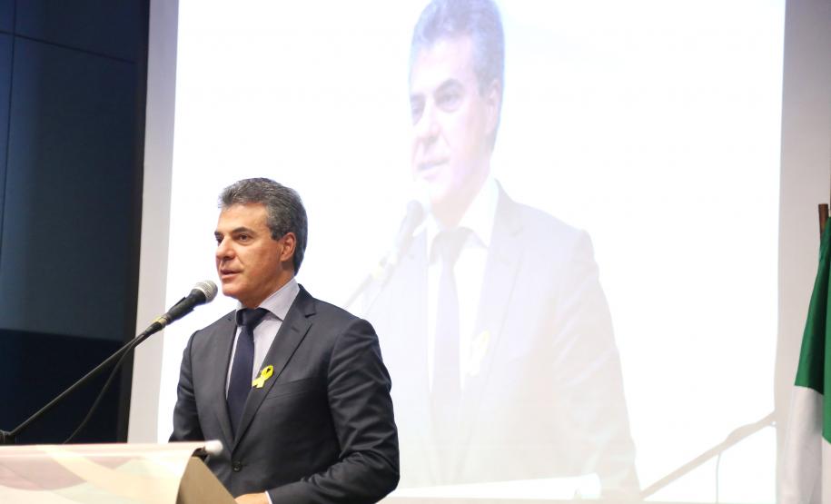 Secretária da Família e Desenvolvimento Social, Fernanda Richa, e o Governador Beto Richa, participam do 6º Encontro Estadual do programa Mãe Paranaense no Expo Unimed - Foto: Rogério Machado/SECS