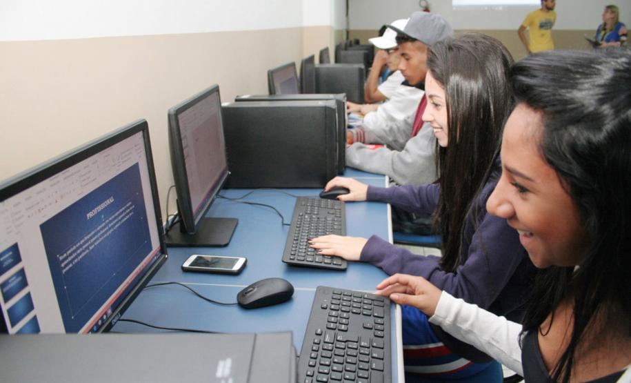 22/06/2017 - Entidades sociais podem acessar R$ 14,2 milhões para projetos voltados para crianças e adolescentes Entidades sociais podem acessar R$ 14,2 milhões para projetos voltados para crianças e adolescentes - Foto: Aliocha Maurício/SEDS