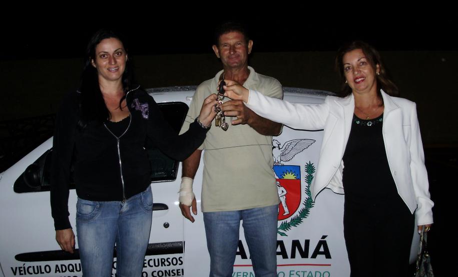 Entrega de veículos e equipamentos para conselhos tutelares Entrega de veículos e equipamentos para conselhos tutelares