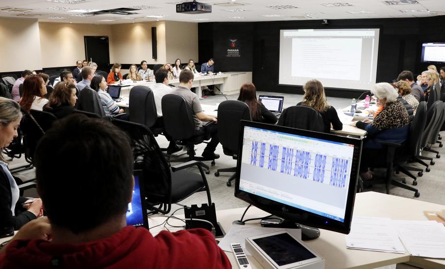 Reunião plenária do Conselho Estadual dos Direitos da Criança e do Adolescente - Foto: Aliocha Maurício/SEDS
