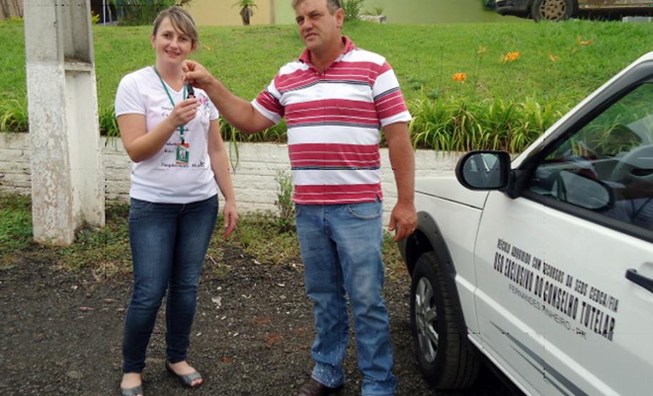 Conselhos tutelares de mais três municípios da região Sudoeste recebem veículos e equipamentos de informática Fernandes Pinheiro- Conselhos tutelares de mais três municípios da região Sudoeste recebem veículos e equipamentos de informáticaFoto:Divulgação