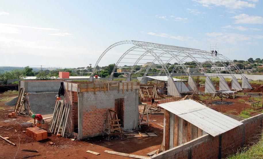 APUCARANA-A Secretaria da Família e Desenvolvimento Social entrega três novos Centros da Juventude, no próximo mês, em Apucarana, Foz do Iguaçu e Lapa. Com a inauguração dessas unidades, o estado passará a contar com seis, dos 29 centros previstos para todo o ParanáFoto:Rogério Machado/SEDS