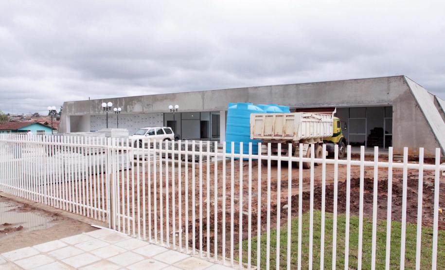 LAPA-A Secretaria da Família e Desenvolvimento Social entrega três novos Centros da Juventude, no próximo mês, em Apucarana, Foz do Iguaçu e Lapa. Com a inauguração dessas unidades, o estado passará a contar com seis, dos 29 centros previstos para todo o ParanáFoto:Rogério Machado/SEDS