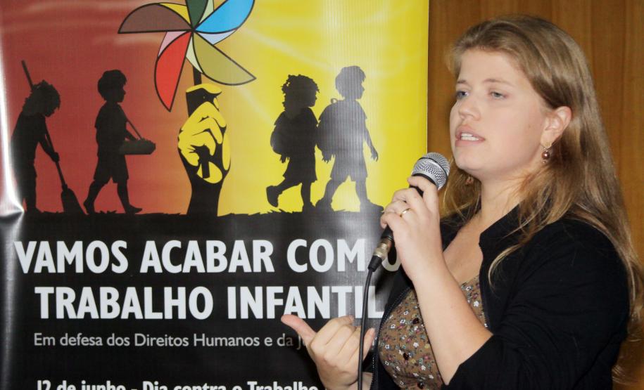 A Secretaria da Família e Desenvolvimento Social (Seds) apoiou o seminário "Vamos acabar com o Trabalho Infantil: Em defesa dos Direitos Humanos e da Justiça Social” realizado nesta terça-feira (12), Dia Contra o Trabalho Infantil. O evento foi promovido pela Superintendência Regional do Trabalho e Emprego no Paraná e pelo Fórum Estadual de Erradicação do Trabalho Infantil e Regularização do Trabalho do Adolescente (Feti–PR). Foto:Ricardo Marajó/SEDS