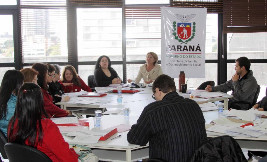 A Secretaria da Família e Desenvolvimento Social por meio da coordenação de medidas socioeducativas promoveu mais uma reunião técnica pedagógica para elaboração de ações a serem implantadas nas unidades de socioeducação no Estado do Paraná Foto: Ricardo Marajó/SEDS