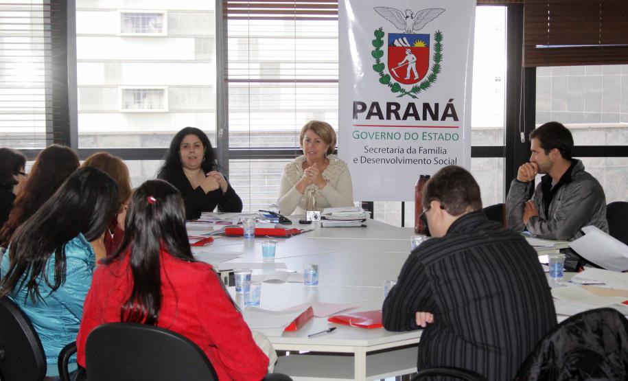 A Secretaria da Família e Desenvolvimento Social por meio da coordenação de medidas socioeducativas promoveu mais uma reunião técnica pedagógica para elaboração de ações a serem implantadas nas unidades de socioeducação no Estado do Paraná Foto: Ricardo Marajó/SEDS