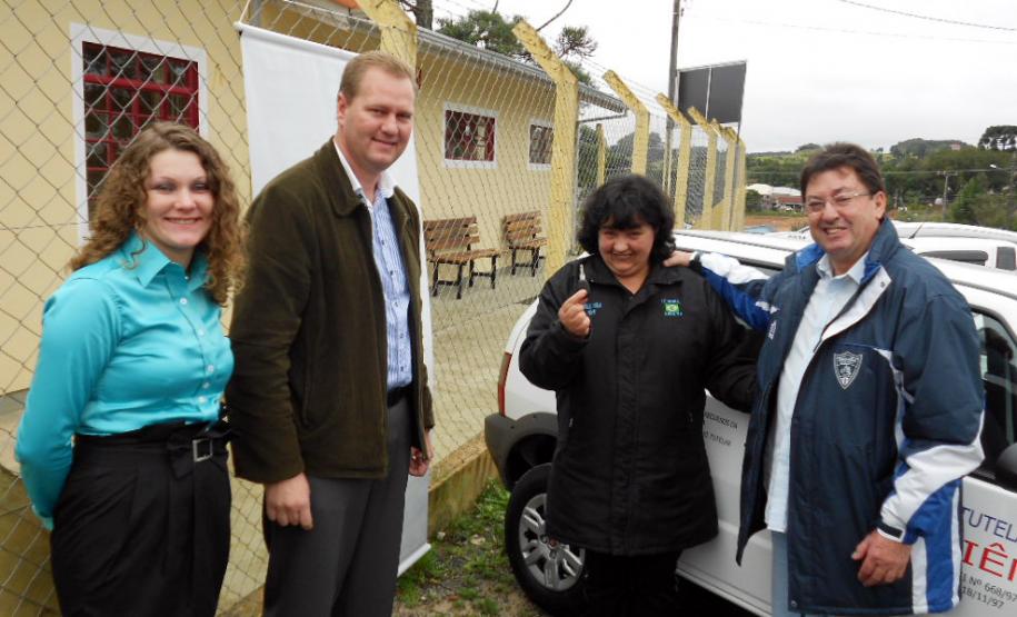 Entrega de veículo para conselho tutelar de Piêm Entrega de veículo para conselho tutelar de PiêmFoto:ER CUritiba/SEDS