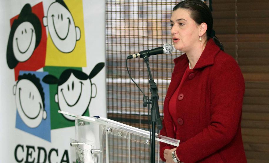 Secretária da Família e Desenvolvimento Social, Fernanda Richa, participou da posse dos novos conselheiros, indicados pela sociedade civil, do Conselho Estadual dos Direitos da Criança e do Adolescente (Cedca).Presidente em exercício láudia Foltran.Foto:Rogério Machado/SEDS