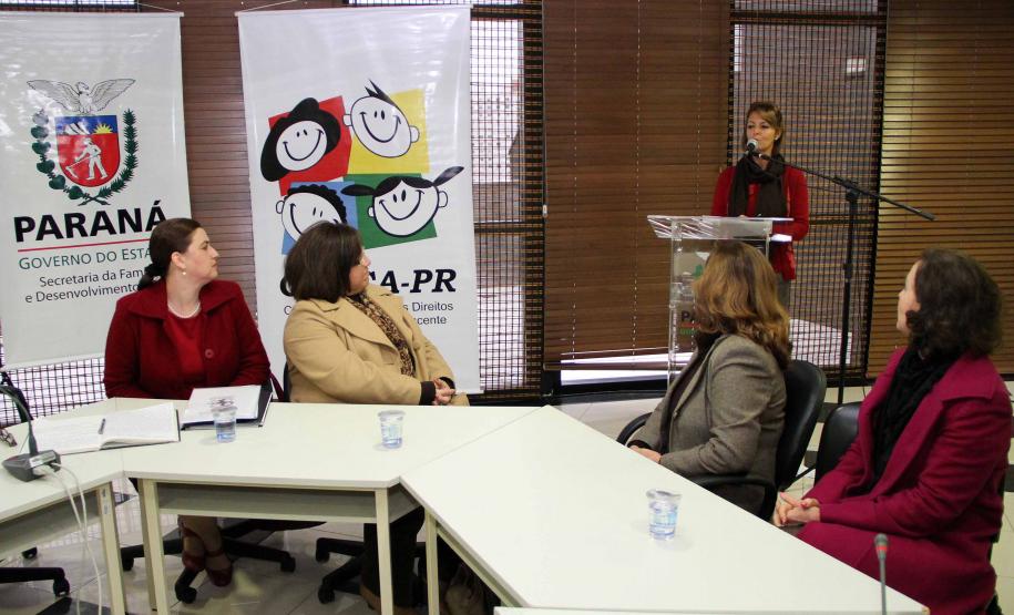 Secretária da Família e Desenvolvimento Social, Fernanda Richa, participou da posse dos novos conselheiros, indicados pela sociedade civil, do Conselho Estadual dos Direitos da Criança e do Adolescente (Cedca).Foto:Rogério Machado/SEDS