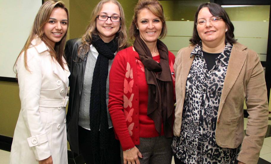 Secretária da Família e Desenvolvimento Social, Fernanda Richa, participou da posse dos novos conselheiros, indicados pela sociedade civil, do Conselho Estadual dos Direitos da Criança e do Adolescente (Cedca).Foto:Rogério Machado/SEDS