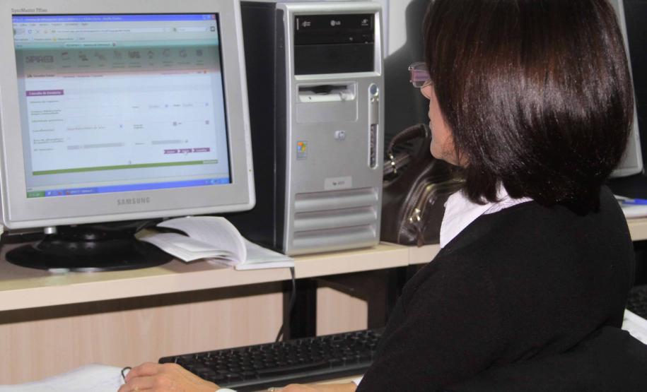 A Secretaria da Família e Desenvolvimento Social (Seds) informa que a partir de terça-feira (14)  estará acessível o ambiente virtual de aprendizagem, na modalidade à distância para a capacitação de 500 Conselheiros Tutelares de todo Estado já inscritos para primeira turma.municípios paranaenses.Foto: Ricardo Marajó/SEDS