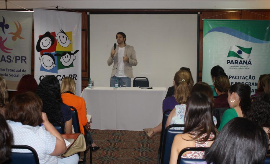 Secretaria da Família realiza capacitação para técnicos de proteção social especial em Curitiba