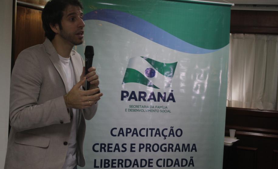 Secretaria da Família realiza capacitação para técnicos de proteção social especial em Curitiba