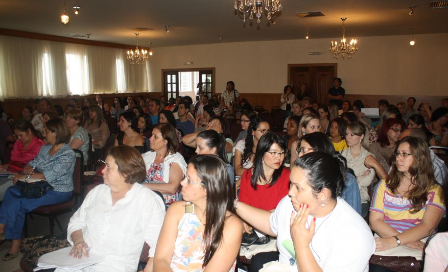 Secretaria da Família realiza capacitação para técnicos de proteção social especial em Curitiba